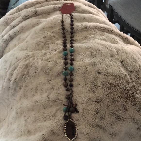 Brave Neclace - Picture 4 of 4